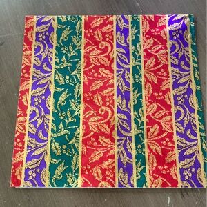 Vintage 90’s Holiday Christmas Seasonal Sheet (1) of Gift Wrap by HALLMARK